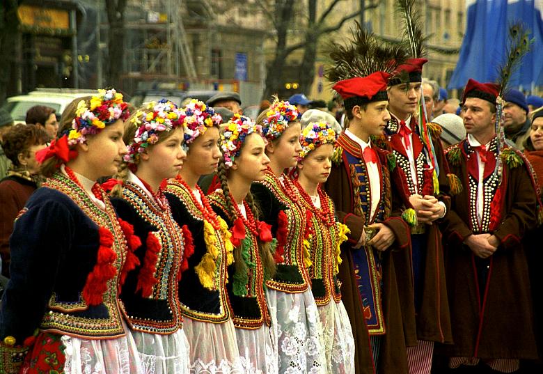 Członkowie zespołu "Krakowiacy".