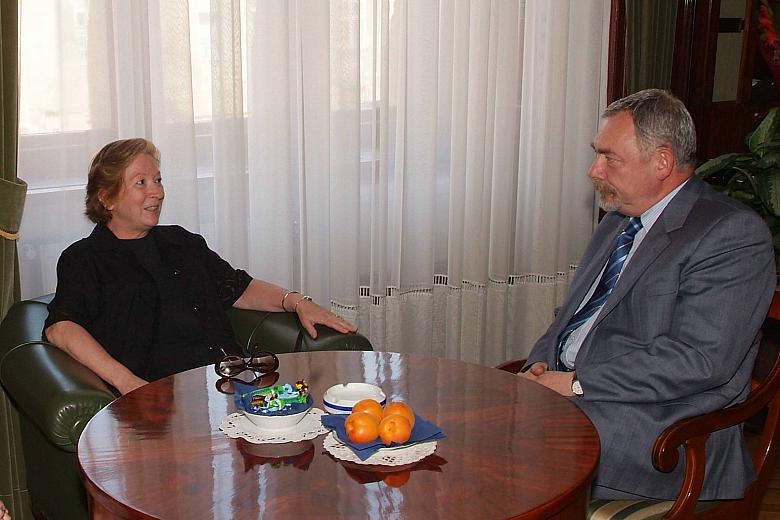 Panią Konsul przyjął Prezydent Miasta Krakowa Jacek Majchrowski.