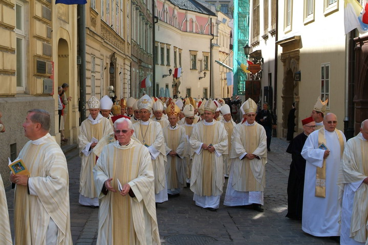 ... tradycyjną trasą, ...