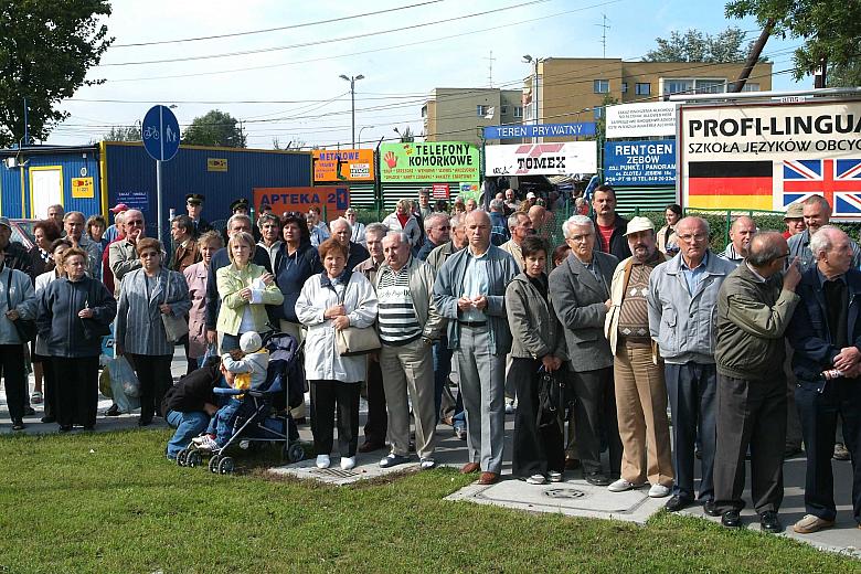 Krakowianie licznie przybyli
na uroczyste otwarcie Ronda.