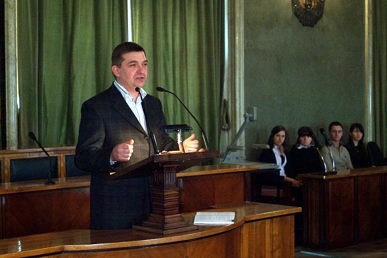 Projekt realizowany jest 
w ramach Miejskiego Programu Przeciwdziałania Przestępczości Młodzieży. 