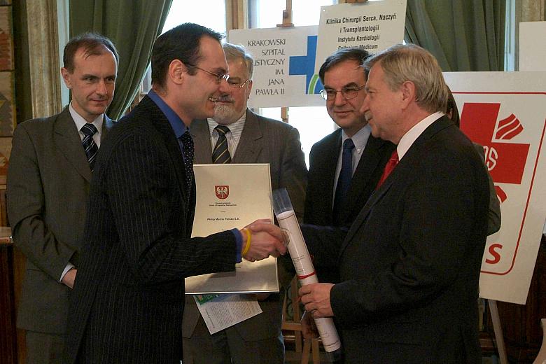 Philip Morris Polska SA 
w Krakowie, wyróżniony  
za wspieranie projektów społecznych, unowocześnianie produkcji i tworzenie n