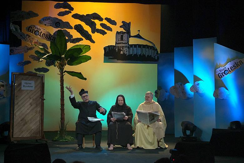 Od lewej: Rafał Skąpski, ks. Kazimierz Sowa i Kazimierz Barczyk.