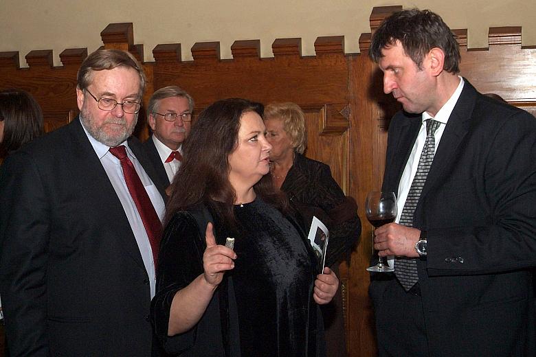 Anna Dymna z małżonkiem, Krzysztofem Orzechowskim 
(z lewej).