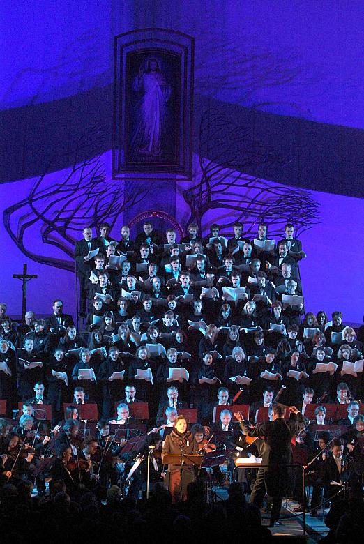 Koncert w łagiewnickim Sanktuarium poświęcony został pamięci Jana Pawła II. 