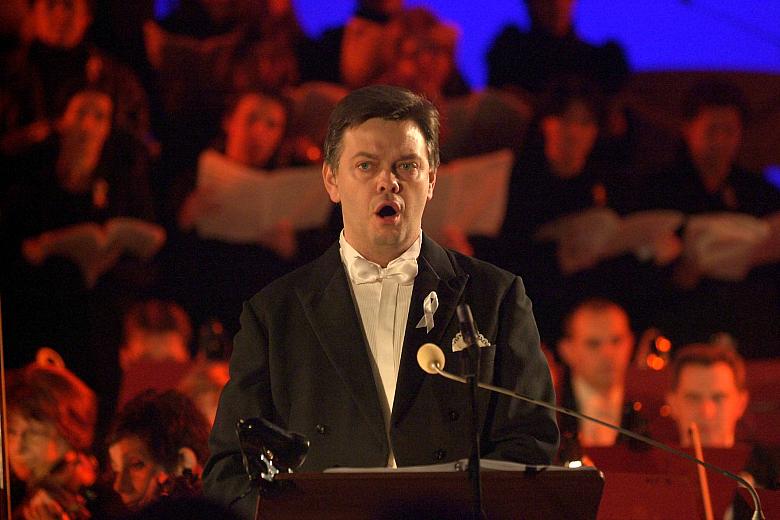 Solista Dariusz Siedlik - baryton.