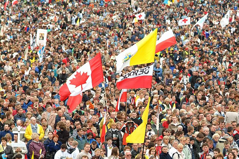 ...z kraju i zagranicy.