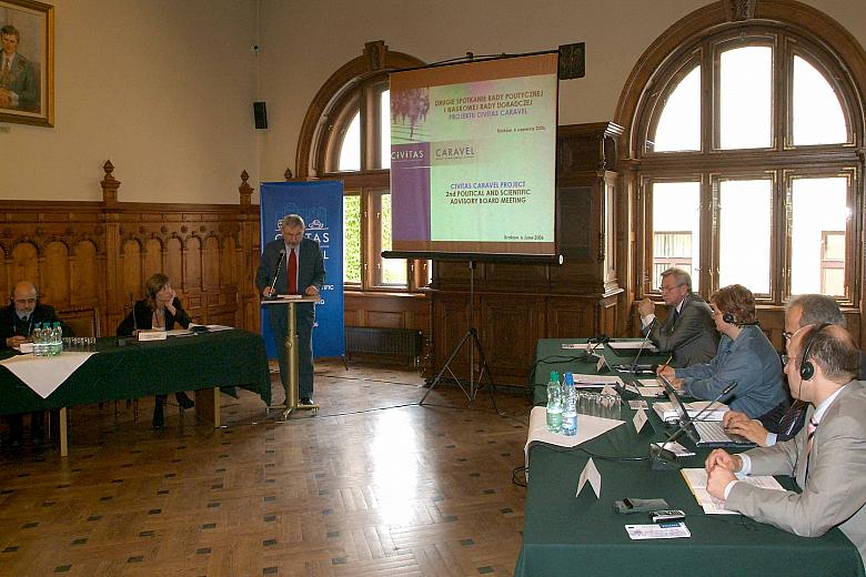 II Spotkanie Polityczne Projektu CARAVEL było podsumowaniem dotychczasowych osiągnięć 
i kolejnym etapem wspólnych działań na r