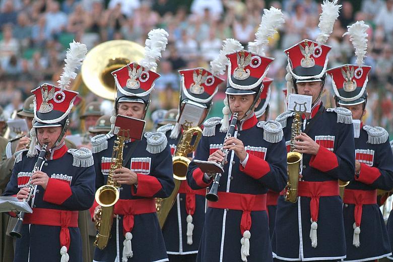 Orkiestra Garnizonu Kraków w mundurach Krakusów z okresu Księstwa Warszawskiego 
(1812-1814).