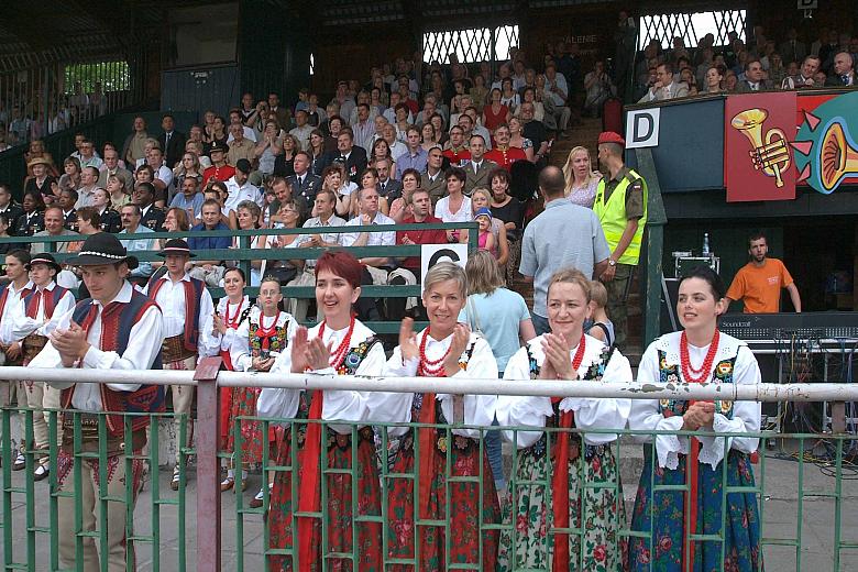 Członkowie zespołu Pieśni 
i Tańca "Dolina Dunajca".