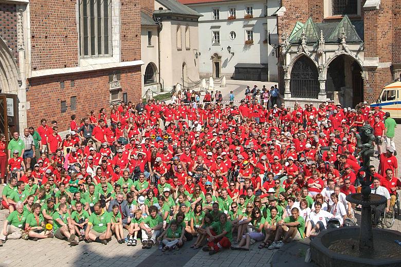 ...aby zrobić wspólne zdjęcie z Prezydentem Jackiem Majchrowskim, który objął honorowy patronat nad XXIII Międzynarodowym Obozem