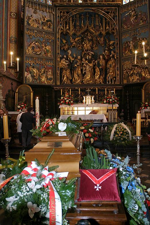 Prezydent RP odznaczył pośmiertnie Marka Grechutę Orderem klasy III, Krzyżem Komandorskim Orderu Odrodzenia Polski... 