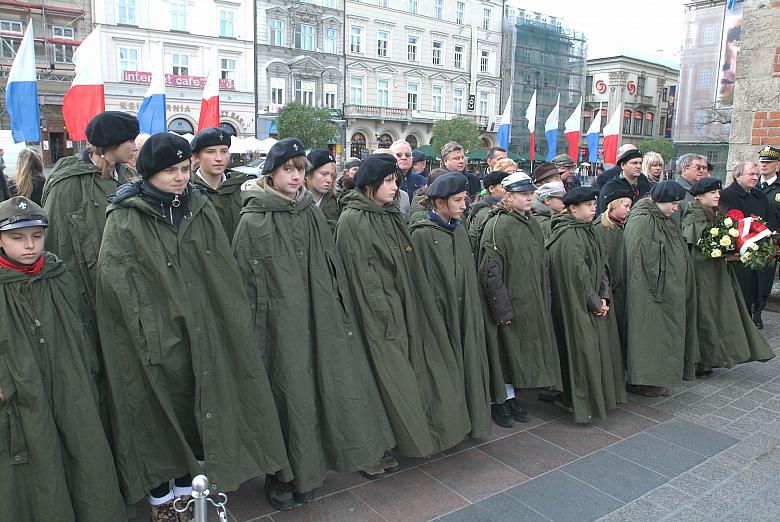 Przedstawiciele Chorągwi Krakowskiej Związku Harcerstwa Polskiego.
