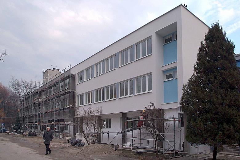 Zakończył się I etap modernizacji pawilonu nr 1 Zakładu Opiekuńczo- Leczniczego przy ul. Wielickiej. 