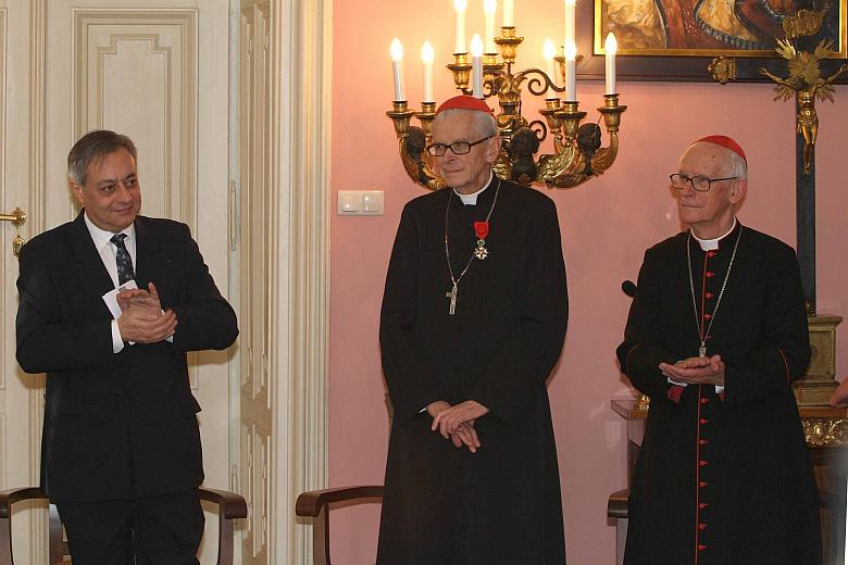 Ksiądz Franciszek Kardynał Macharski...