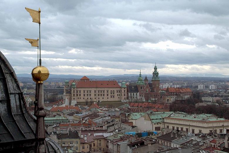 Wzgórze wawelskie dominuje nad Starym Miastem.