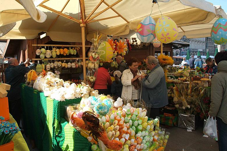 ...dekoracje stołu wielkanocnego...