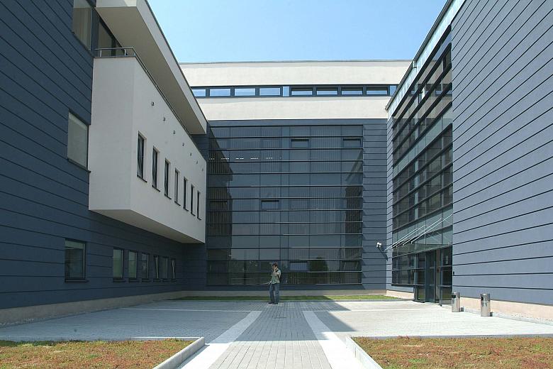 Comarch SA - według słów prezesa prof. Janusza Filipiaka - wyróżnia się dynamicznym rozwojem miejsc pracy.