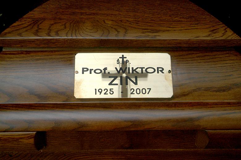 Tak Kraków pożegnał Profesora Wiktora Zina, uczonego i popularyzatora wiedzy, jedną z krakowskich wielkich Postaci, która na zaw