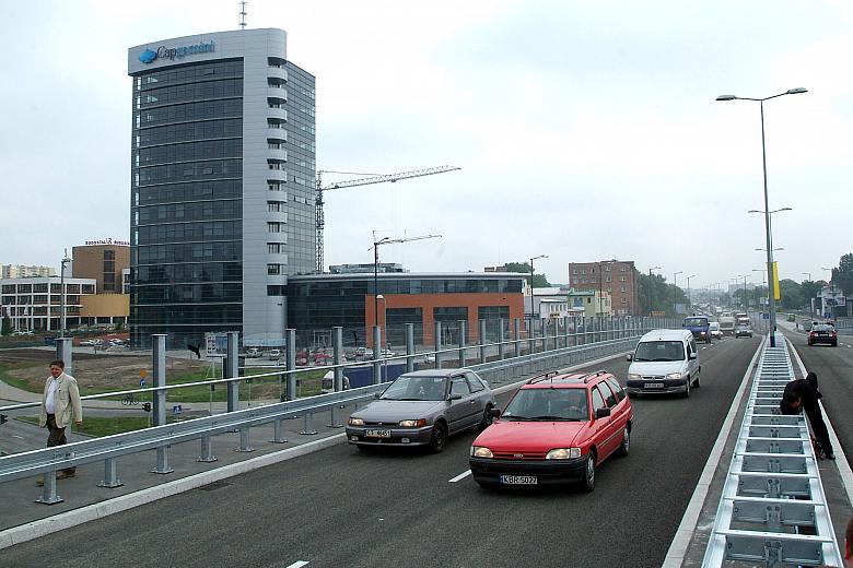 Nowa estakada jest elementem drogi krajowej numer 7.