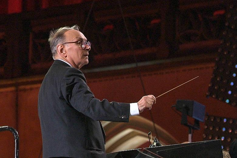Wielki włoski kompozytor Ennio Morricone dyrygował koncertem.