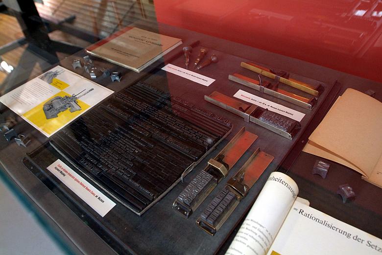 W ciągu ostatnich lat drukarstwo tak bardzo się zmieniło, że pochodzące z połowy XX stulecia eksponaty wyglądają dziś już  bardz