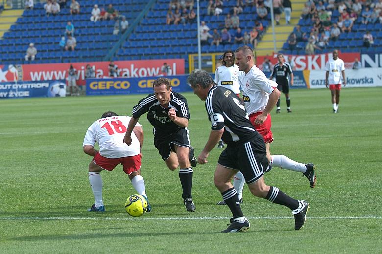 Mecz rozegrany został w ramach akcji "Knock-Out Dystrofii - Ratujemy życie". 
