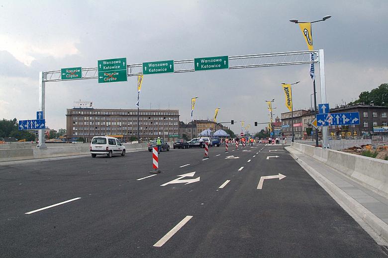 Zgodnie z harmonogramem prac kompleksowa modernizacja powinna zakończyć się w I kwartale 2008 roku.