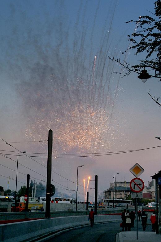 ...które wspaniale zaprezentowały się na jesiennym niebie.