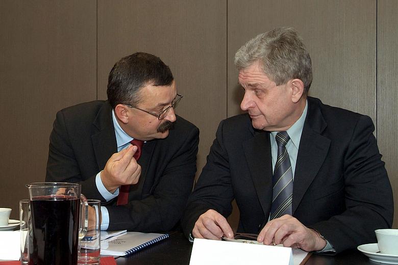 Spotkanie trwało ponad godzinę i miało zdecydowanie roboczy charakter.