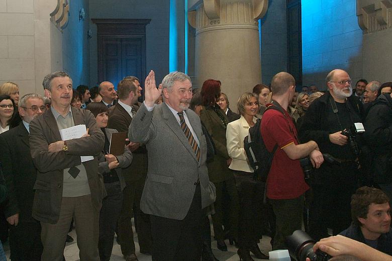 Emocjonującym punktem uroczystości była licytacja niezwykłych baniek czyli bombek choinkowych  W licytacji wziął udział między i