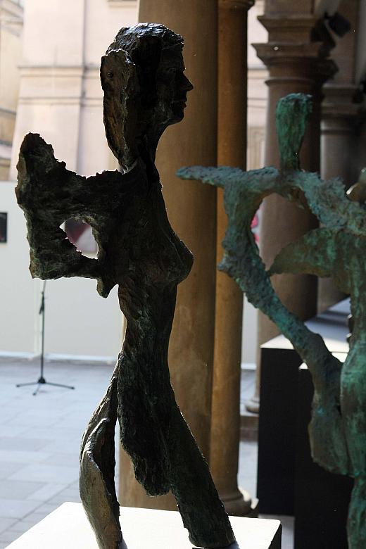 Eksponowana w Krzysztoforach wystawa zatytułowana jest "Romeo i Julia - niespełnione marzenie".