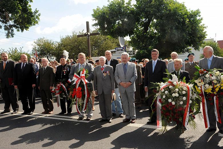 W pożegnaniu uczestników Marszu wzięło udział wiele wybitnych krakowskich i małopolskich postaci...