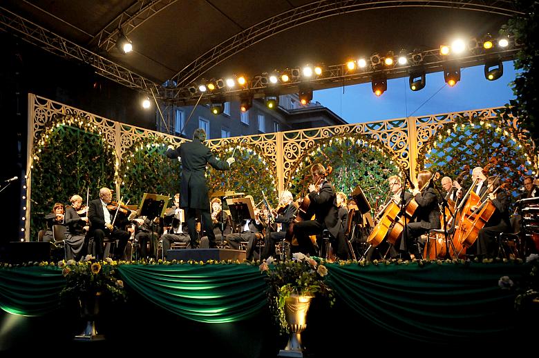 Orkiestra Symfoniczna Filharmonii Śląskiej pod dyrekcją Mirosława Jacka Błaszczyka...