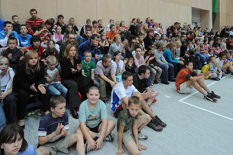 Na uroczystość licznie przybyli użytkownicy obiektu, czyli krakowska młodzież.