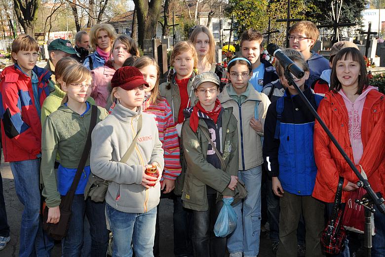 ...oraz liczne grono uczniów.