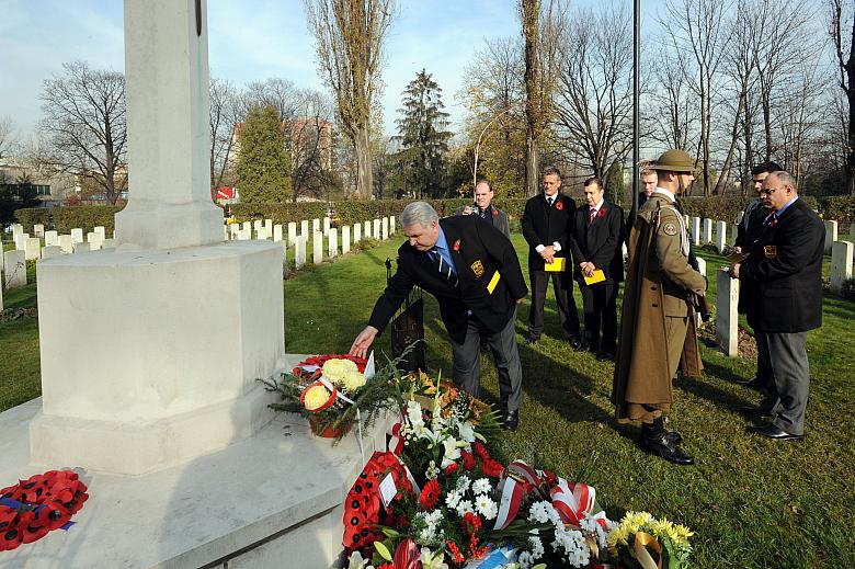  ... oraz przedstawiciele krakowskich stowarzyszeń.