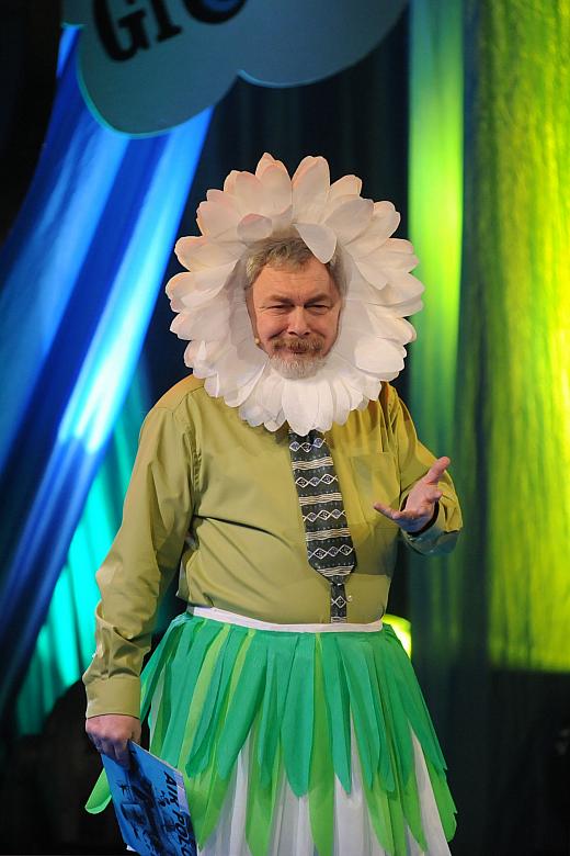 Jacek Majchrowski wykonał tekst  Mariusza Parlickiego kończący się słowami:
"Dlaczego kocham Polskę mą? 
zapyta ktoś ciek