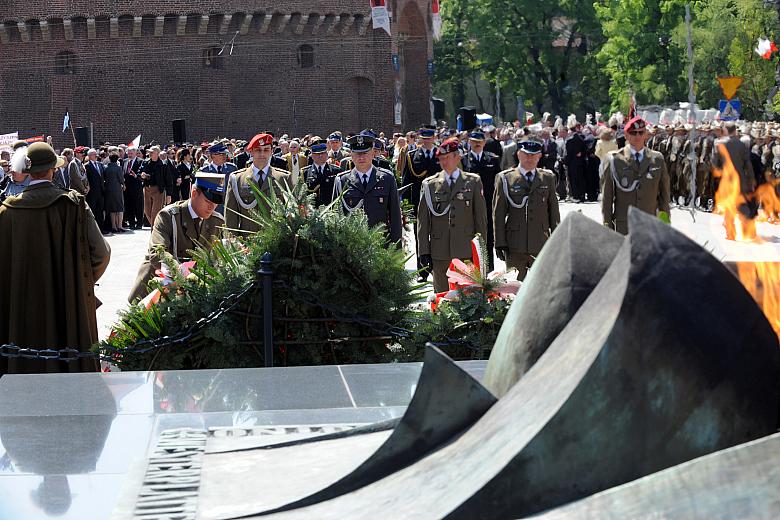 ...od Wojska Polskiego...