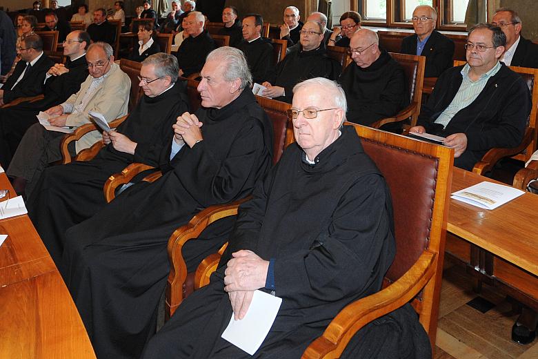 ...Szpitalowi Zakonu Bonifratrów św. Jana Grandego w Krakowie.