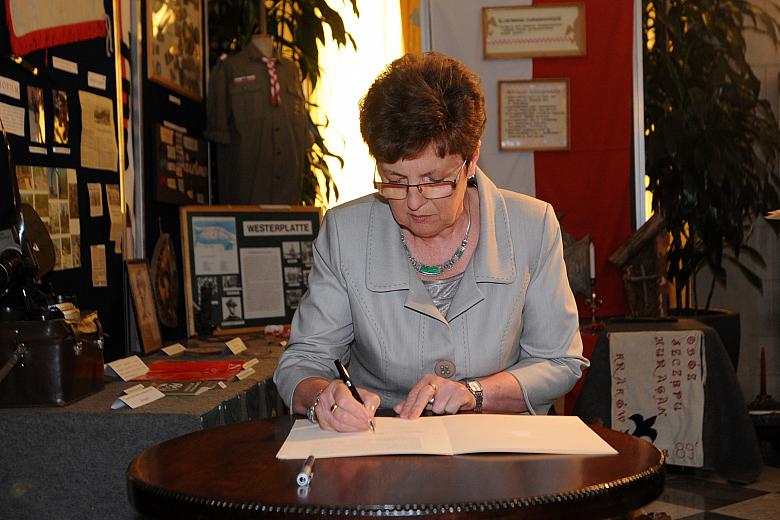 ...Przewodnicząca Rady Miasta Krakowa Małgorzata Radwan-Ballada...