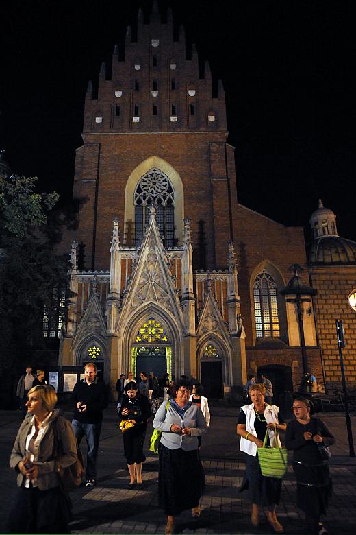 Krakowianie, którzy zdecydowali się wysłuchać koncertu - na który złożyły się fragmenty liturgii św.  Jana Złotoustego Rachmanin