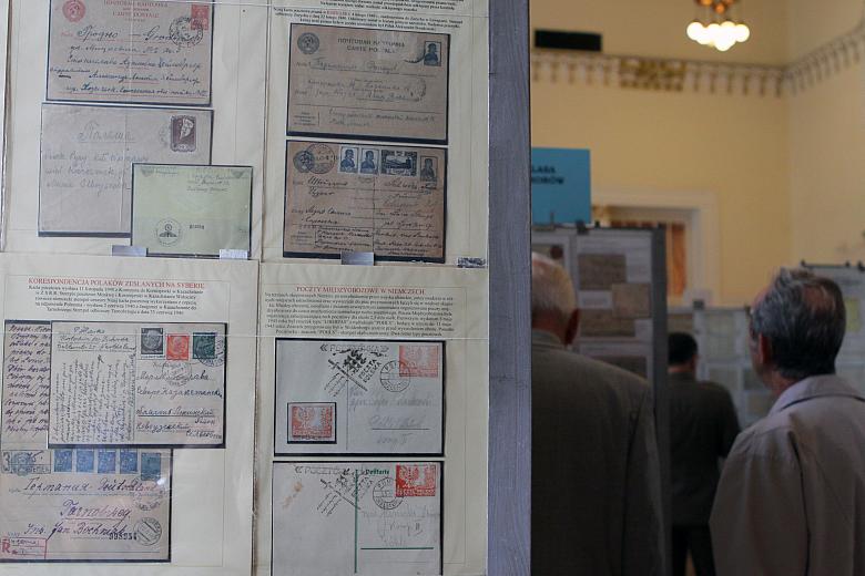 Wystawa - na której pokazano wiele niezwykle ciekawych eksponatów - była wspaniałą lekcją najnowszej historii Polski. Można tu b