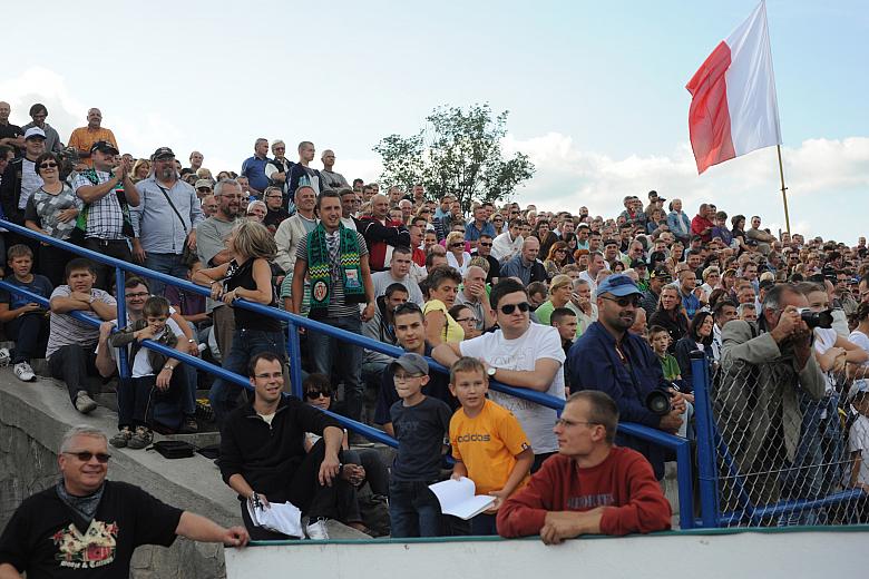 Na zmodernizowanym stadionie Wandy Kraków  rozegrano zawody żużlowe