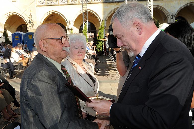 Od tragicznych wydarzeń z roku 1939 upłynęło już siedemdziesiąt lat.