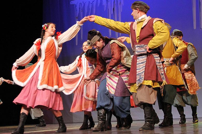 Perfekcyjne połączenie baletu, chóru i kapeli...