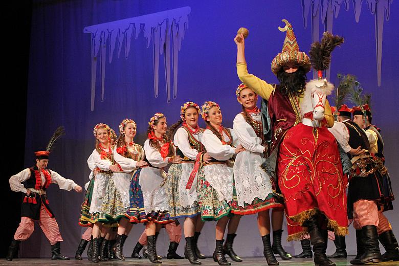 ...w repertuarze rodem z folkloru krakowskiego, rzeszowskiego i lubelskiego.