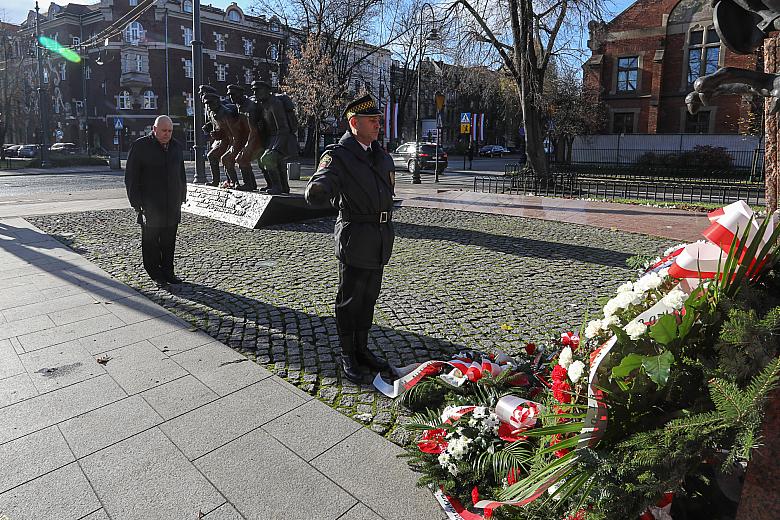 BS KR PL 20171111 033A1772