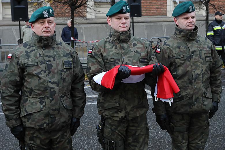 BS KR PL 20171111 033A1636