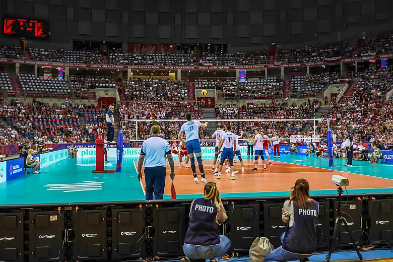 BS KR PL 20180526 IMGL1001